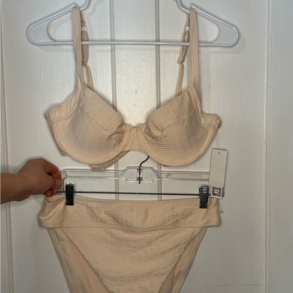 NWT Sanctuary Beige Textured Underwire Bikini Set